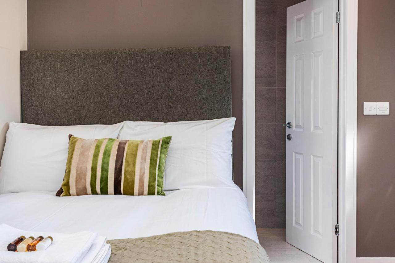 South Woodford 2 Bed En-Suite House London Eksteriør bilde